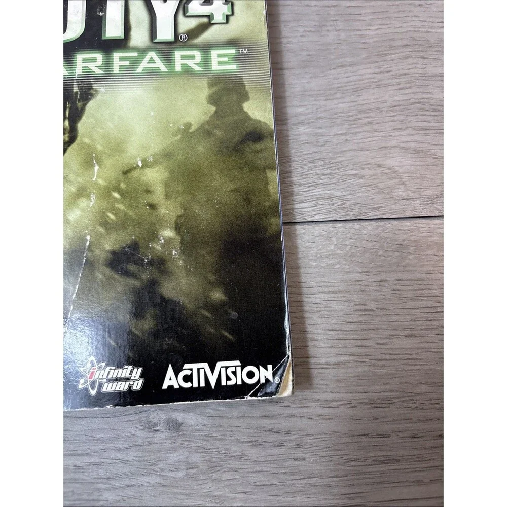 Lot of Brady Games  Official Strategy Guides - COD  Warfare2, 4 Ultimate Allia 2